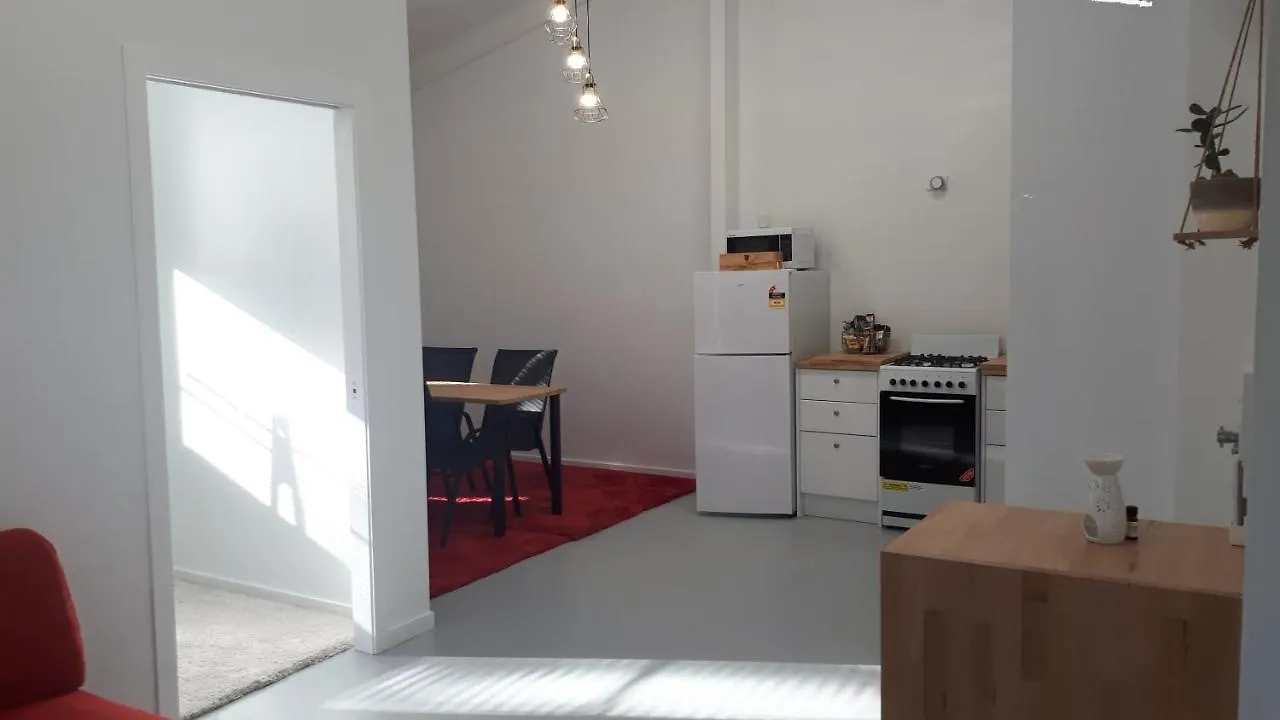 Stay @ The Cube Montville